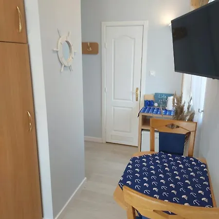 Jack 4 בית אירוח