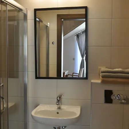 Alloggio in famiglia Jack 4 *