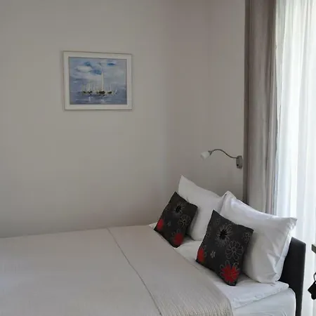 Jack 4 Alloggio in famiglia *